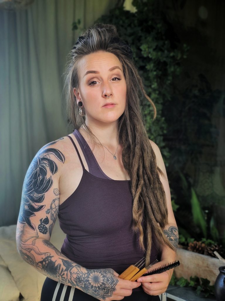 dreadlocks stylist Adele på Salong Barock i Sundsvall